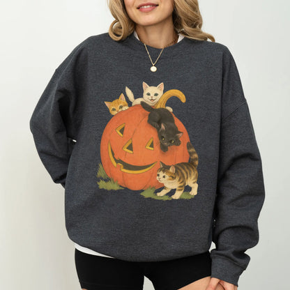 ChicCotton Vintage 90s Halloween Cat Crewneck Sweatshirt, Retro Cute Cats and Jack-o’-Lantern Graphic, Fall Spooky Season Pullover - View 11